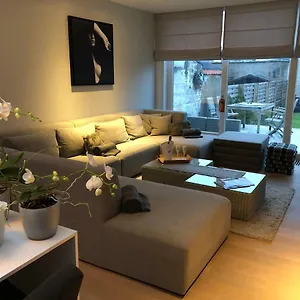 Cosy Comfort Modern Couple Privacy Walking Distance Center Kitchen Terrace Garden Brügge